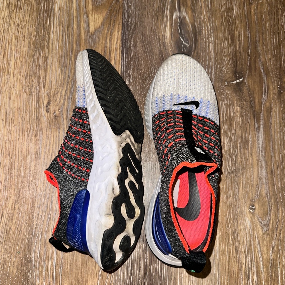 Nike Women’s Multicolor Knit Running Sneakers - Black, Gray, Red, Blue